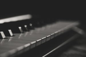 Professional piano tuners in Edmonds: Enhancing piano's sound.