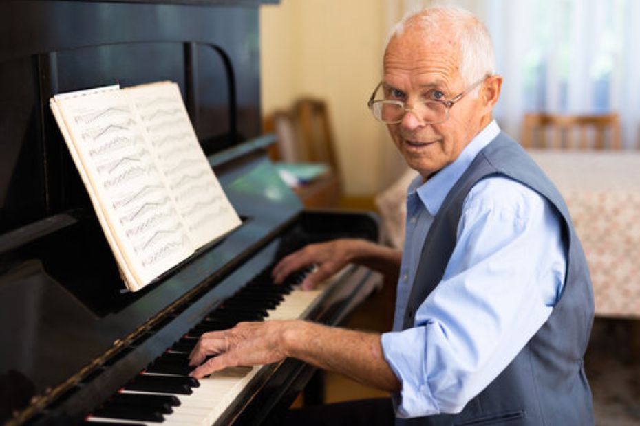 senior piano moving discount seattle